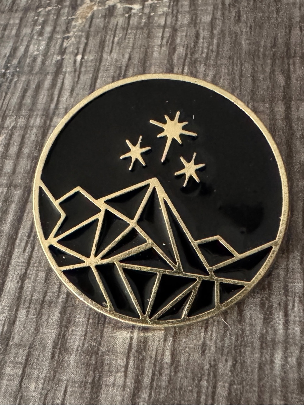 ACOTAR Night Court Enamel Pin Velaris Bookish Fantasy NWT